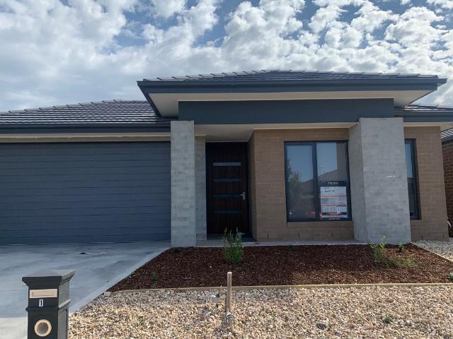 10 Bluff Avenue, Weir Views