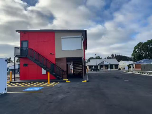 10 Broadway, PELICAN POINT, WA 6230 Offices for Rent