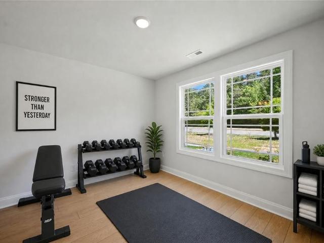 10 Bracewell LN