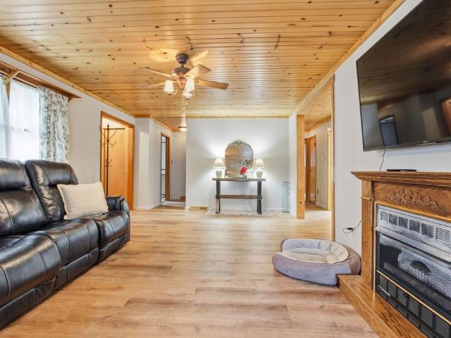 10 Braddock Dr