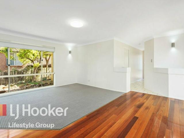 10 Burnett Avenue, Mount Annan