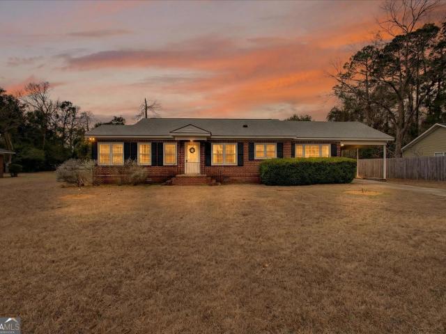 10 Carmel Drive