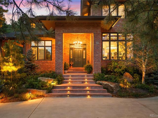 10 Castle Pines Drive N