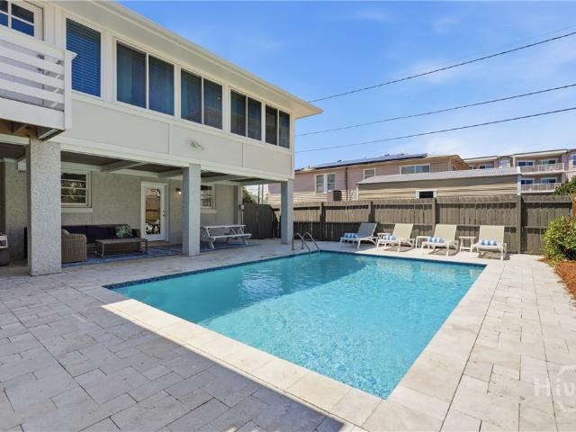 10 Center Terrace