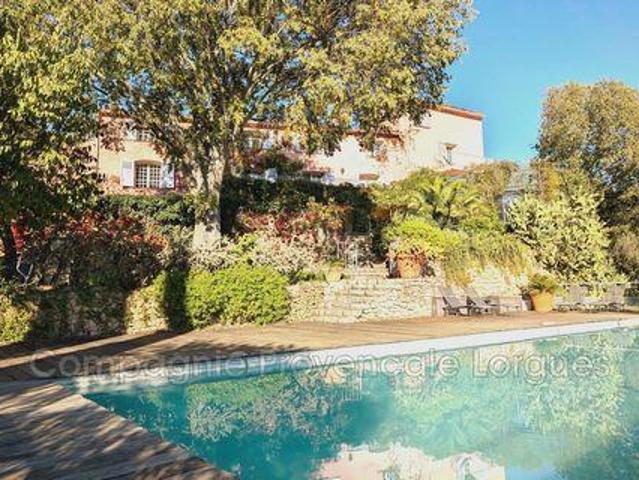 10 chambres, Entrecasteaux Provence 83570 104110941