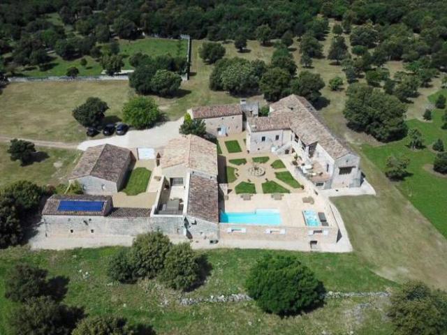 10 chambres, Goudargues Le Gard 30630 99271506