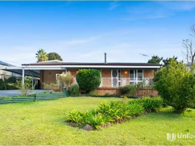 10 Constitution Court, Carlingford House for rent Listed by J.