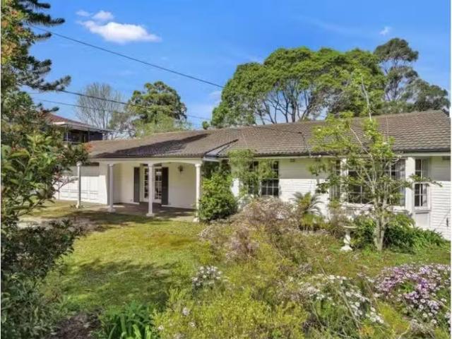 10 Coleraine Avenue, KILLARNEY HEIGHTS House for rent Listed.