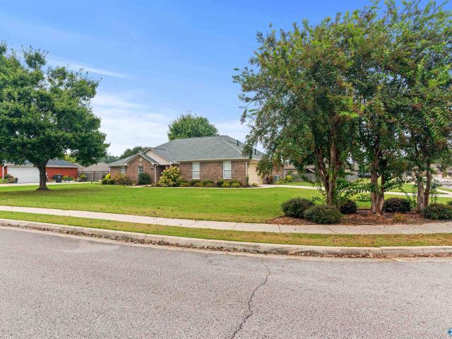 10 Corwin Drive