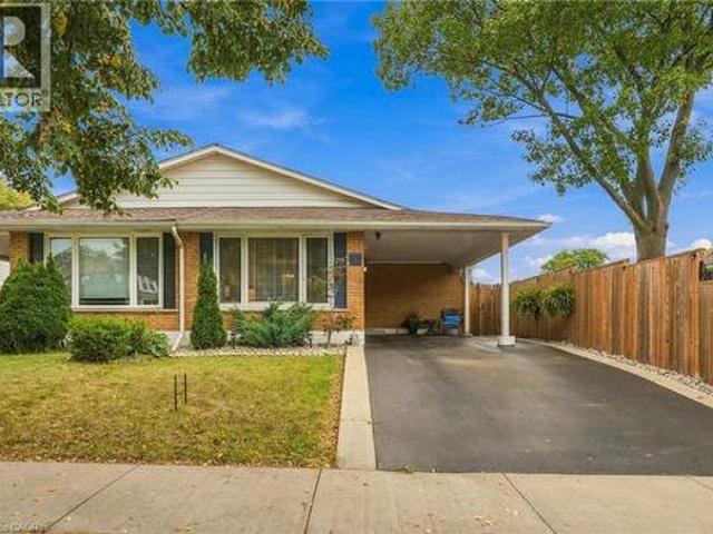 10 Courtland Avenue, Hamilton, ON, L9C 5Z2 house for sale | Listing ID 40858 | Royal LePage
