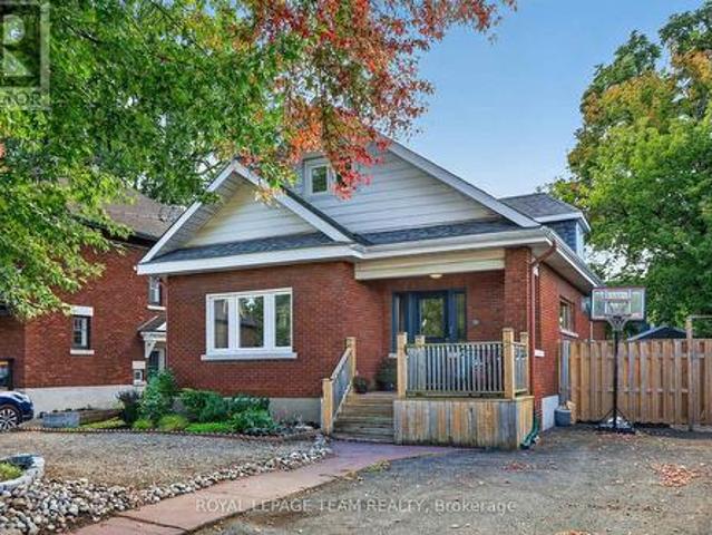 10 Clarendon Avenue, Ottawa, ON, K1Y 0P2 house for sale | Listing ID X13737 | Royal LePage