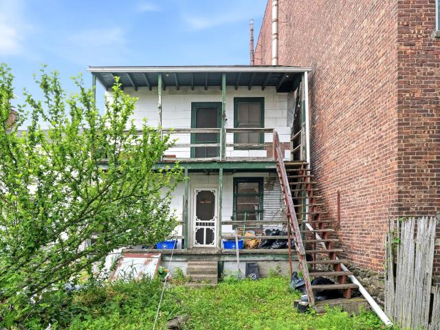 10 Clinton Street