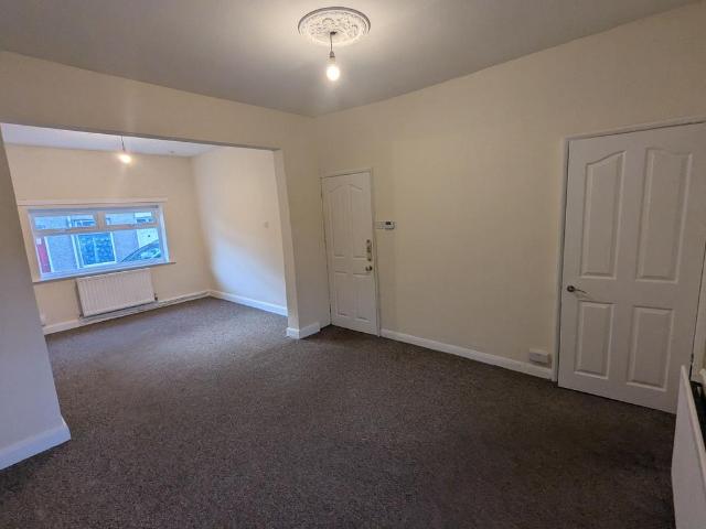 10 Day Street, Brotton TS12 2 bed terraced house to rent £550 pcm £127 pw