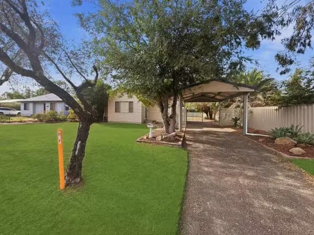 10 Deran Street, Narrabri House for rent Listed by Resharnie.