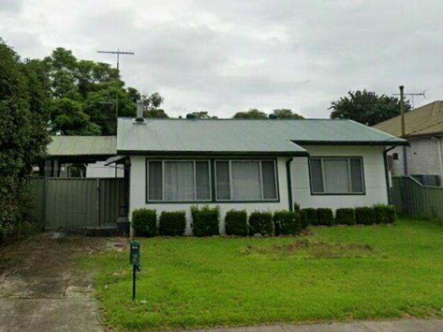 10 derby street, kingswood nsw for rent lj hooker