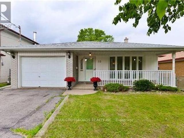 10 Doverwood Court, Toronto, ON, M2M 2G7 house for sale | Listing ID C13633 | Royal LePage