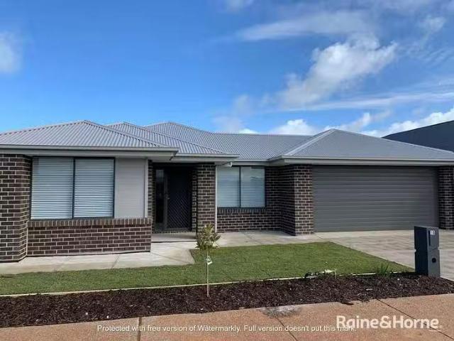 10 Dulcis Circuit, Munno Para West, SA 5115