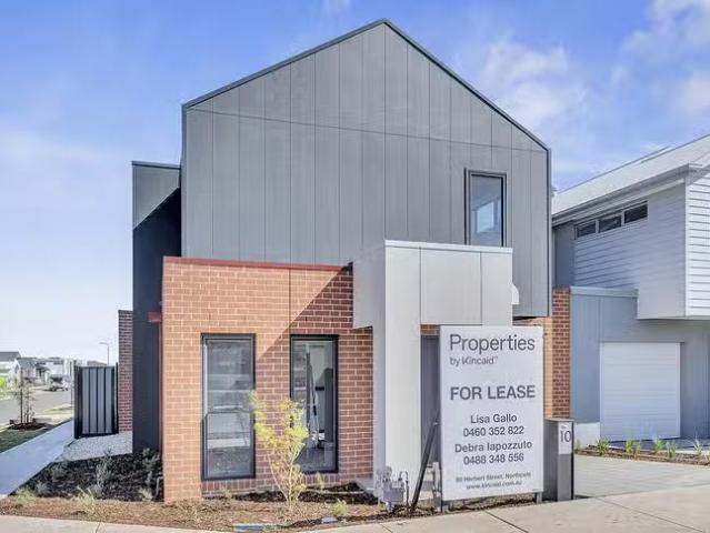 10 Dussehra Street, Kalkallo, VIC 3064