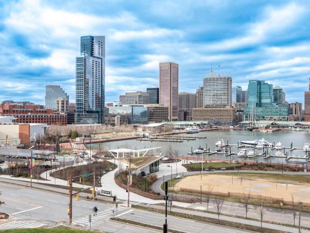10 E Lee Street # 2408