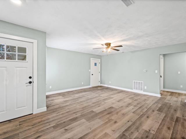 10 E Locust Street
