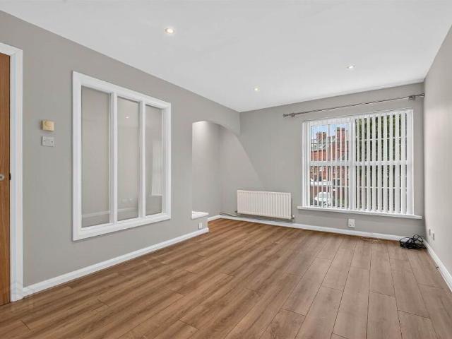 10 Earls Court, Bethany Street, Ballyhackamore, Belfast, BT4 3FA