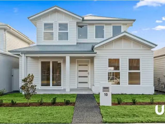 10 Exeter Place, Tullimbar House for rent Listed by Urban Rea.
