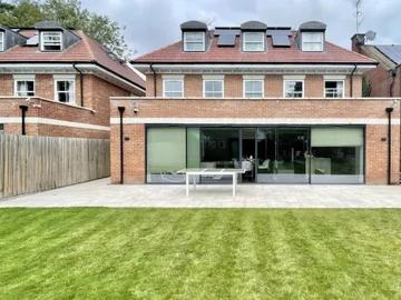 10 Fairgreen East, London, EN4 0QR, United Kingdom | 3 bed house for rent #105184512 | Rentberry