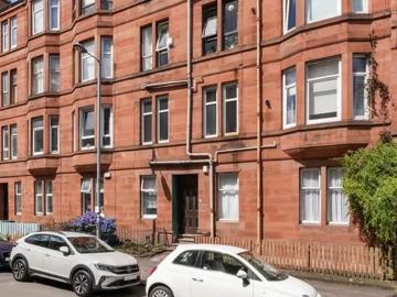 10 Fairlie Park Drive, Thornwood, Glasgow, G11 7SR, United Kingdom | 3 bed apartment for rent #139621117 | Rentberry
