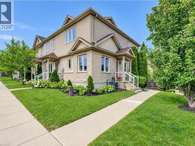 10 Foxglove Crescent Unit# 40, Kitchener, ON, N2E 0E1 house for sale | Listing ID 40862 | Royal LePage