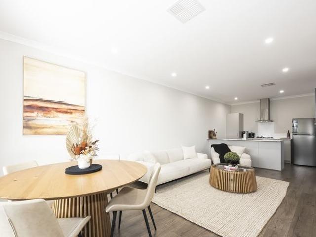 10 Fruin Loop, Ellenbrook WA 6069