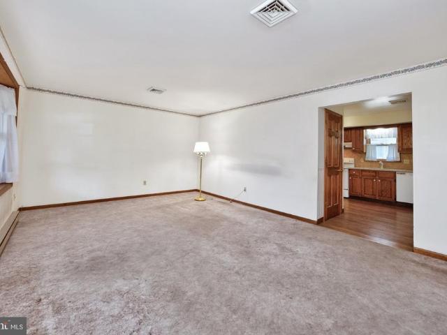 10 Fulton Avenue