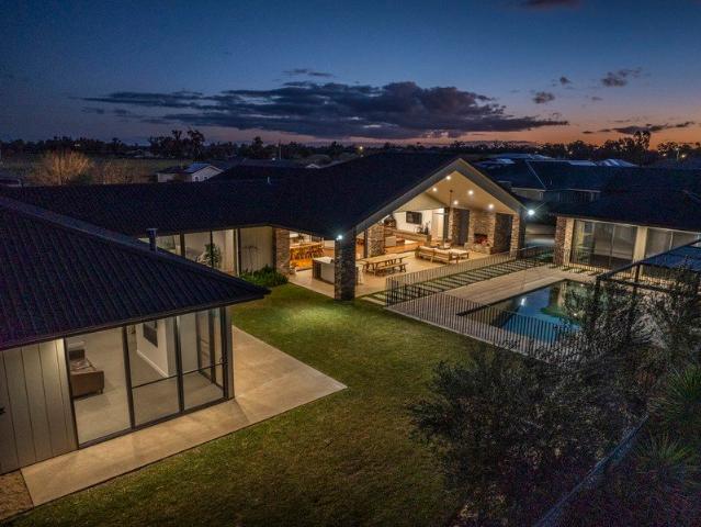 10 Gilgai Court | A Home Without Equal
