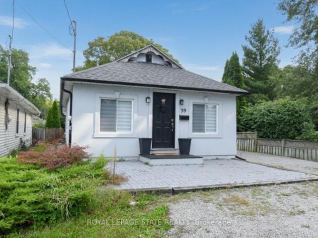 10 Graham Street, St. Catharines, ON, L8N 5L2 house for sale | Listing ID X13802 | Royal LePage