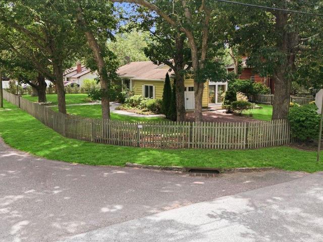 10 Graham Road