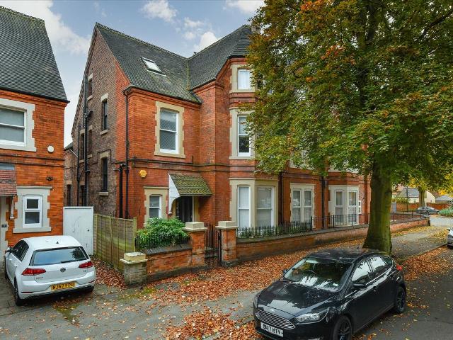 10 Hamilton Drive, The Park NG7, 5 bed semi detached house to rent, £3,750 pcm | PrimeLocation