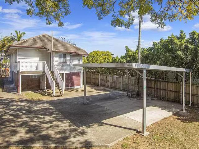 10 Hamilton Road, Moorooka, QLD 4105