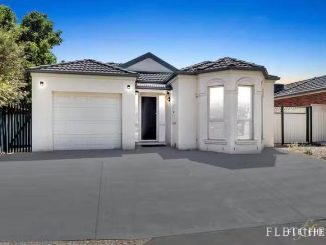 10 Hampshire Court, Tarneit VIC 3029 House For Lease