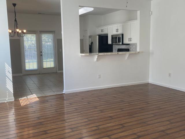 10 Hartland Court