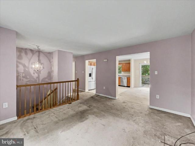 10 Hitching Post Circle