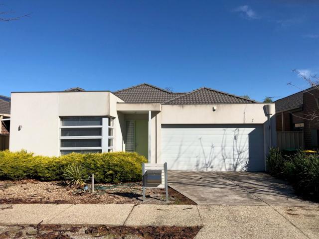 10 Holland Way, Caroline Springs