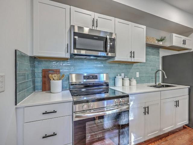 10 Humphrey Court 2 Bedroom Apartment for Rent at 10 Humphrey Ct #1604238P, Charleston, SC 29403 Cannonborough Elliottborough