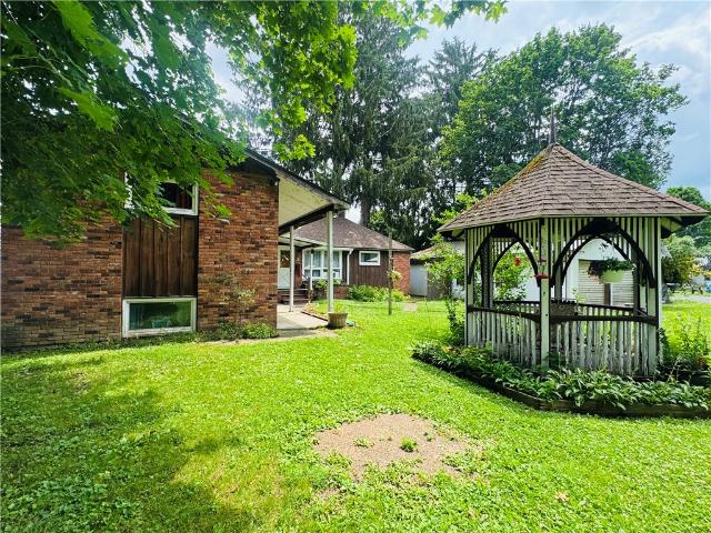 10 Jefferson Avenue