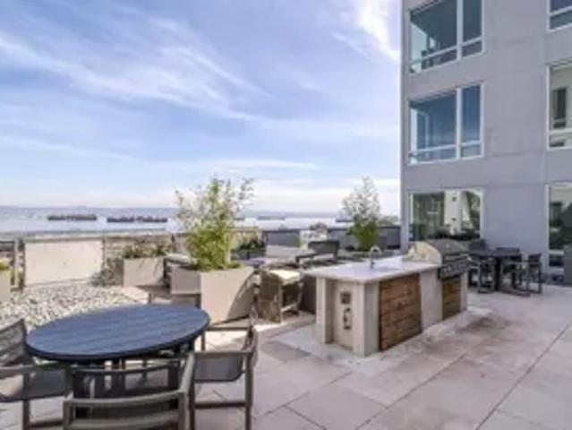 10 Kennedy Pl, 1 bed, 1 full bath