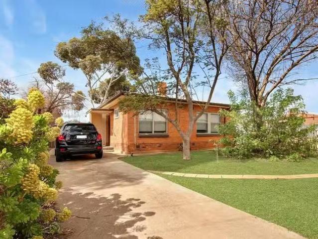 10 Kingsbury Street, Davoren Park, SA 5113