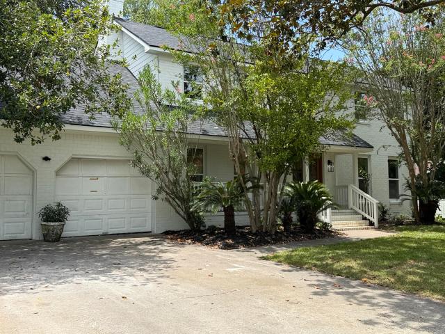 10 Lavington Road