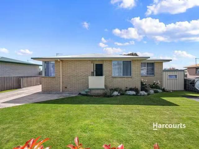 10 Lebrina Court, WEST ULVERSTONE, TAS 7315 House for Rent