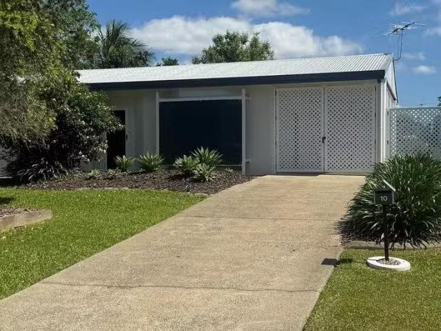 10 Leeuwin Crescent, Bentley Park, QLD 4869
