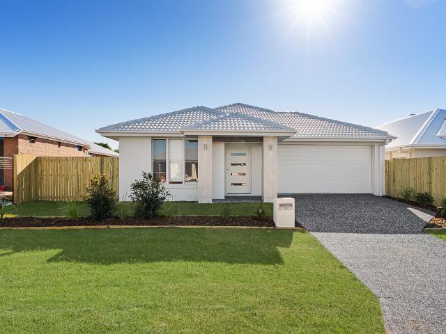 10 Livia Street, Birkdale QLD 4159