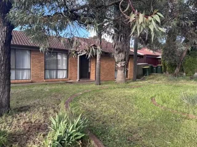 10 London Court, Craigmore, SA 5114