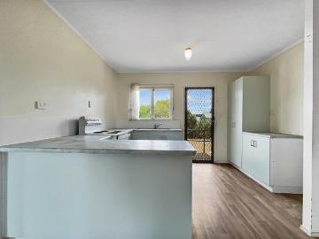 10 McBride Street Heatley, QLD 4814
